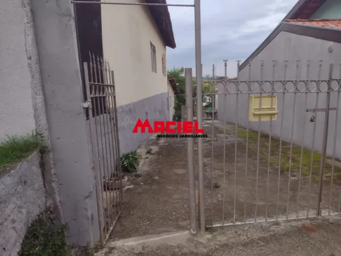 Chácara no Majestic três casas aproveite essa oportunidade