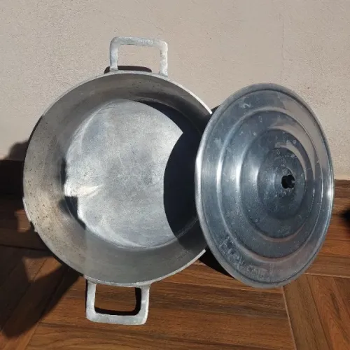 Panela de alumínio batido 50 litros