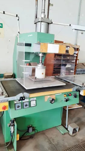 Máquina de solda Lona e Pvc alta frequência 10kwa