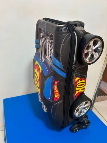 Mochila de carro rodinha