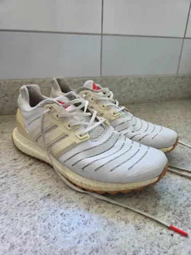 Adidas Ultraboost DNA Branco - 42
