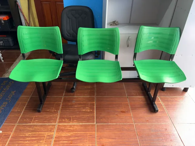 Longarina em pvc 3 lugares -Nova