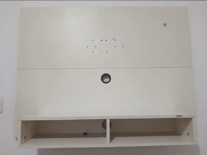 Vendo Painel Branco com 2 Nichos 