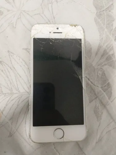 iPhone 5s para retirada de peças