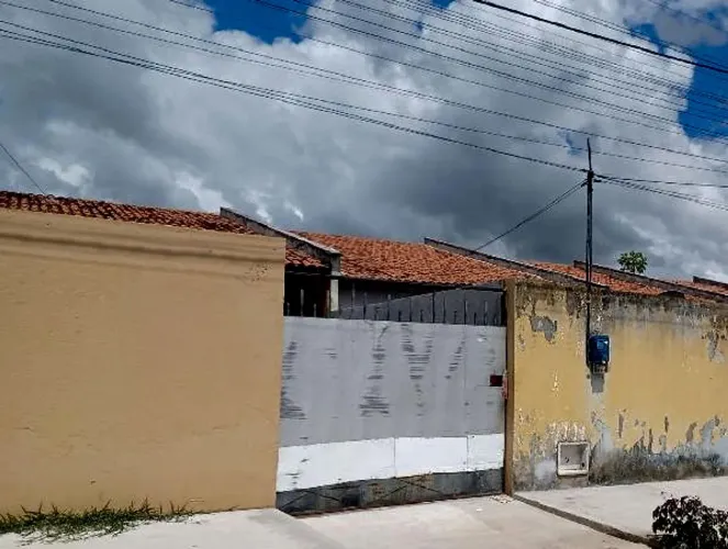 Casa no PEDRA BRANCA em Pacajus/CE - Caixa *0340
