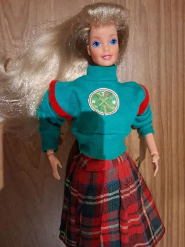 Barbie estrela antiga moda em dobro