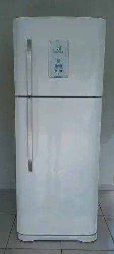 GELADEIRA ELECTROLUX FROST FREE 400 LITROS