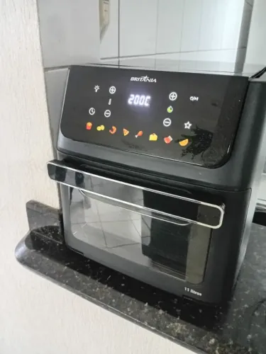 Forno air fryer britânia 11litros
