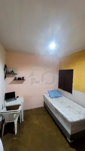 Casa de 180m² no Bairro Bugio em Aracaju com 3 Quartos e Vaga de Garagem