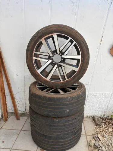 Rodas Hilux SRX