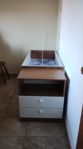 Berço semi novo 