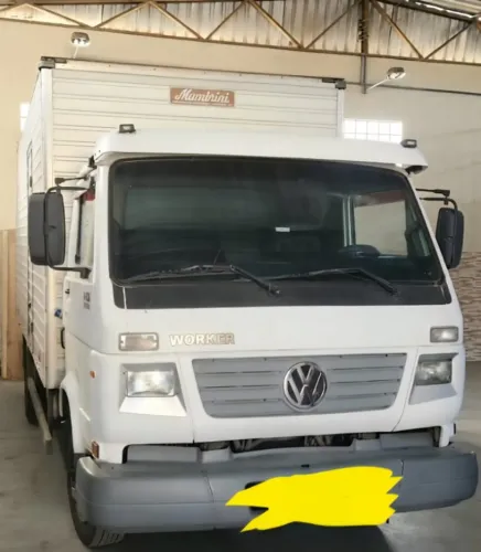 Caminhão Wolkswagem 8-120 Euro 3 Worker baú 5,50 mts pronto para trabalhar!