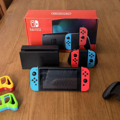 Nintendo Switch V2 (Desbloqueado)