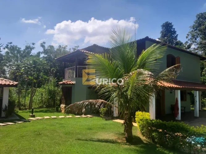 Chácara à venda em Sorocaba (Éden) | 3 suítes, piscina e varanda gourmet