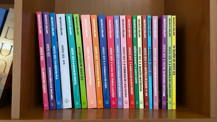 Coleção completa com todos os livros de arsene lupin de maurice leblanc