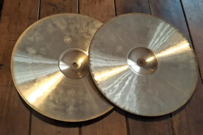 Kit pratos Paiste Hi Hat e Ride Pst 7