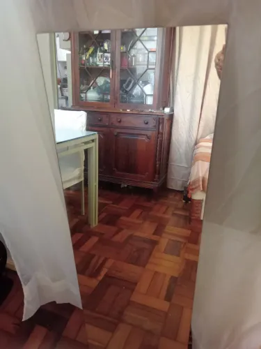 Vendo espelho, de parede 120×40 3mm  em excelente  estado.  