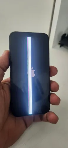 Tela iPhone 12 Mini com detalhes