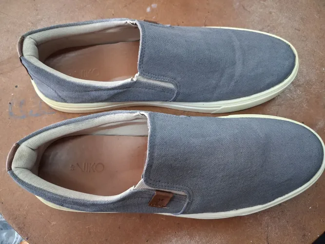 Sapato sslip Viko em perfeito estado