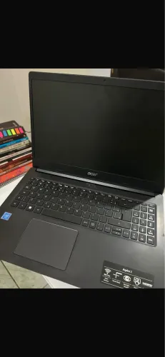 Vende-se Notebook semi novo