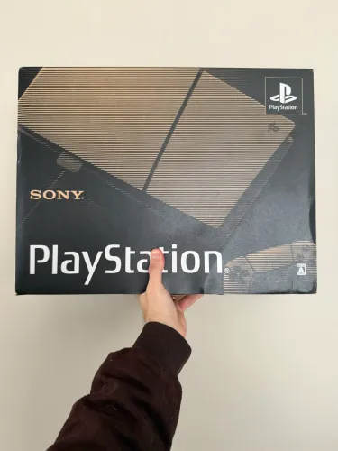 PS5 SLIM MÍDIA FÍSICA 30 ANOS - NOVO/LACRADO