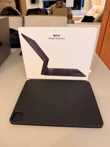 Magic Keyboard Apple