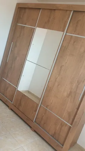 Guarda roupa de casal