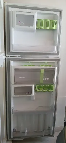 Geladeira Cônsul frost free 437 L 127 w