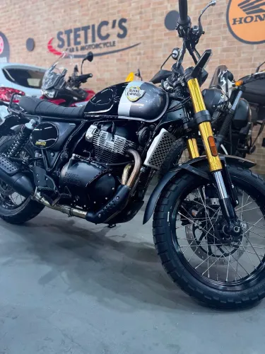 INTERCEPTOR BEAR 650 PREMIUM ABS 2026/2027 COM 166 KMS