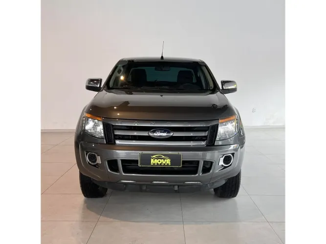 Ford Ranger XLS 2.5 16V 4X2 CD Flex 2014