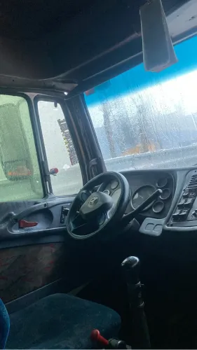 Vendo cavalo ano 2000 com carreta 2010