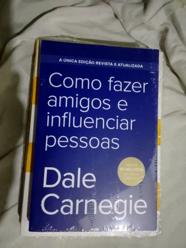 Três livros de persuasão e linguagem corporal 