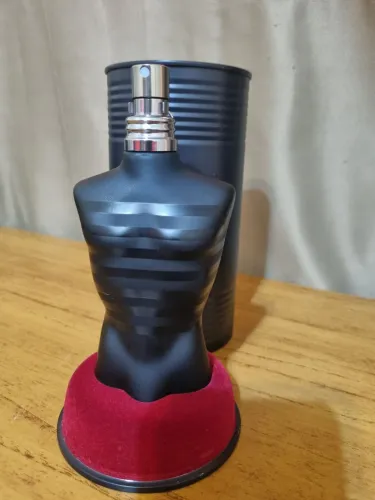 Perfume jean paul gaultier ultramale 125ml, sem ultilizar