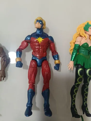 Capitão Marvel legends