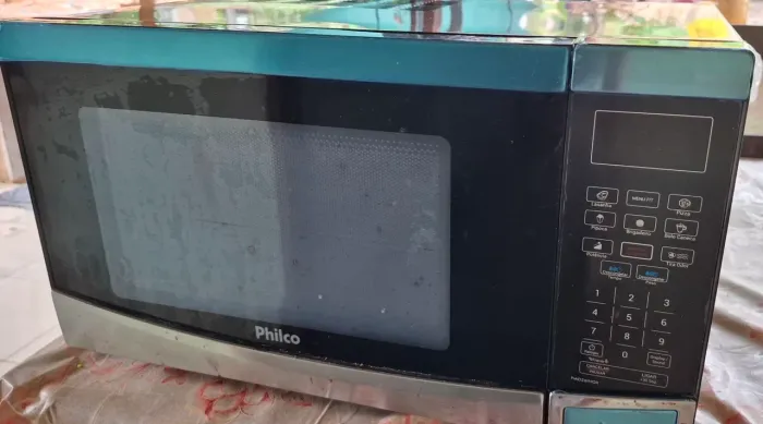   Vendo micro- ondas Philco 26 litros