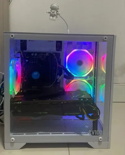 Barbada Pra HOJE PC Gamer i7 + RX 5700 XT 8GB + 16GB *ACEITO TROCA*