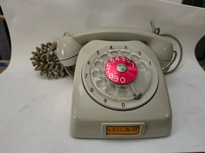 Telefone de mesa antigo - Ericsson