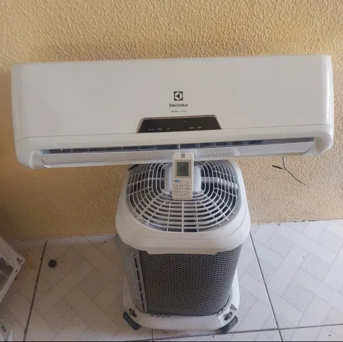 Ar-condicionado eletrolux ecoturbo 9000btus 