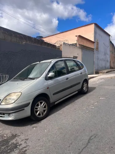 Renault Scenic Rxe/ Privilège 2.0 16V 5P Mec. 2002