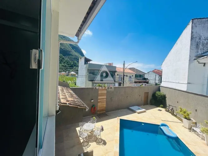 Casa em Condomínio à Venda no Blue - Vargem Pequena, RJ