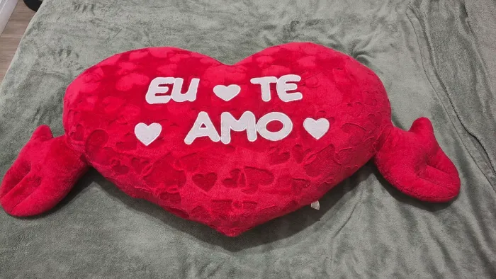 Pelúcia grande de coração