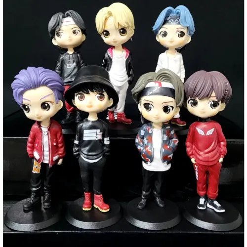 Miniaturas BTS com base - valor unitario bonecos brinquedo 
