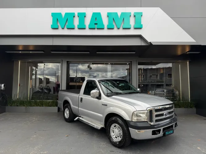 Ford F-250 XLT 3.9 4X2 Diesel TB 2011