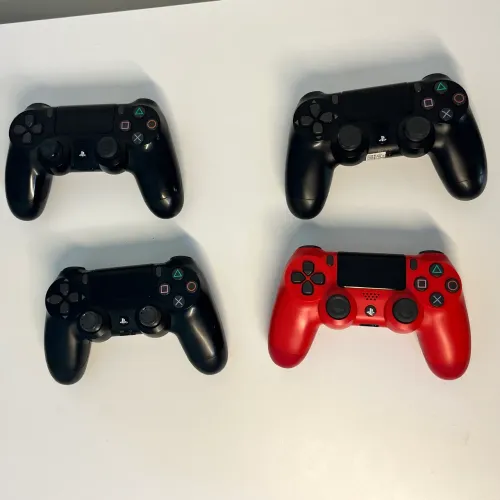 Controles Originais de PS4 (DualShock 4) - Prontos para Uso