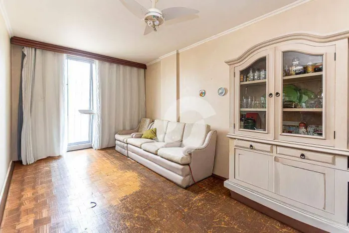 Apartamento com ótima localização,3 quartos , suite e vaga - Leandro Mota- Icaraí