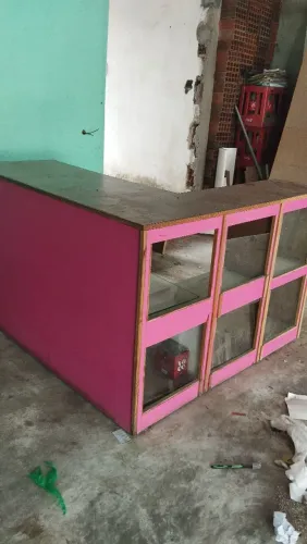 Vendo um balcão para comércio