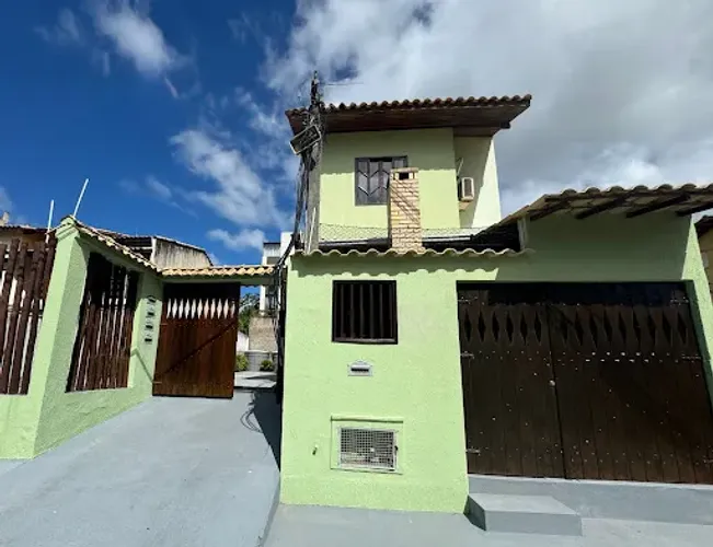 Sobrado com 2 dormitórios para alugar, 70 m² por R$ 3.500,00/mês - Riviera Fluminense - Ma