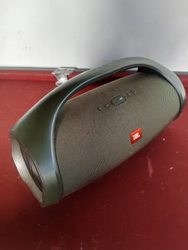 JBL BOOMBOX VERDE MILITAR + BOLSA DE TRANSPORTE