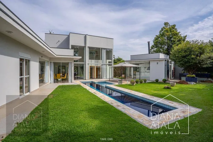 Casa para alugar, 248 m² por R$ 13.564,36/mês - Condomínio Marambaia - Vinhedo/SP