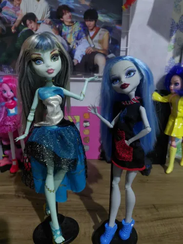 Monster High Frankie 13 Wishes Ghoulia